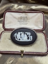 Vintage Wedgwood Signed Basalt Black Romulus Remus Jasperware Silver Brooch Pin