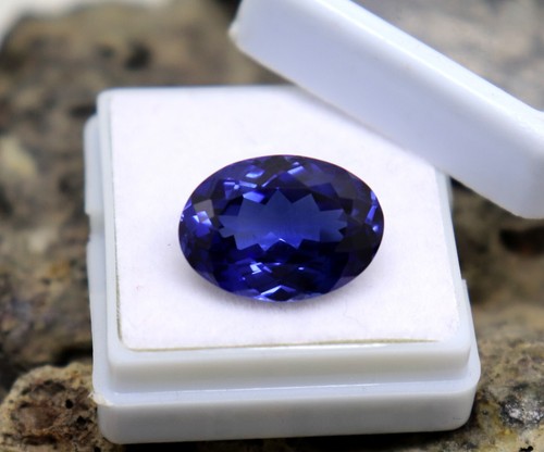 Certified tanzanite rich blue - tanzanite,