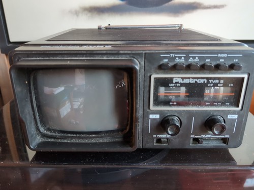 Plustron tvr portable crt - portable,