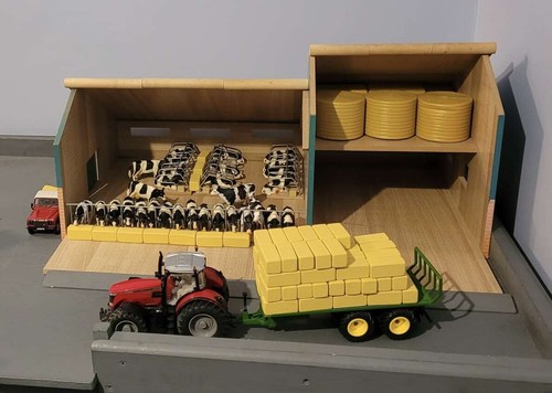 Toy square farm - hay, set