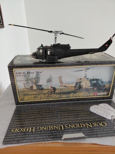 Corgi 50401 bell huey - bell,