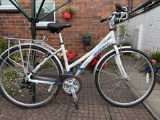 Claud Butler Classic hybrid ladies bike VGC!