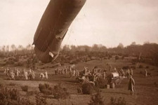 Barrage balloon Somme northern France 1914 4x6 photo 
