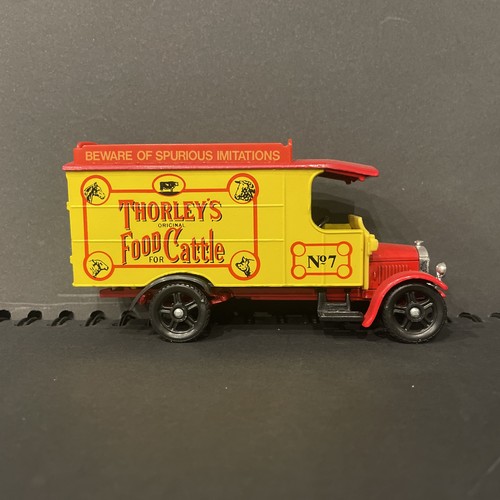 Corgi 859 thornycroft van - 859,