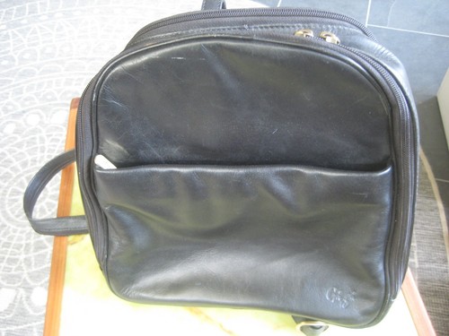 Gigi leather shoulder bag back - leather,