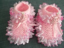 HAND KNITTED BABY SHOES/ BOOTIES ROMANY-PINK FIT 0-3 MTHS/REBORN DOL -A14