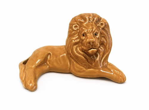Sylvac lion figurine vintage - figurine,