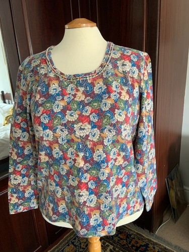 Ladies long sleeved cotton