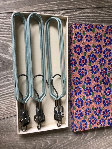 Vintage travel coat hangars - travel,