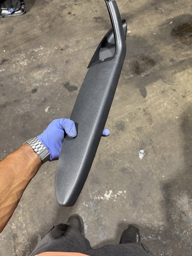 Audi door front - 3,