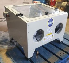 Sand Blasting Cabinet. Bench Top Blast Cabinet for blasting smaller parts SBC90