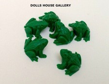Set of Six Tiny Green Frogs, Doll House Miniatures, Miniature Frogs, Toads