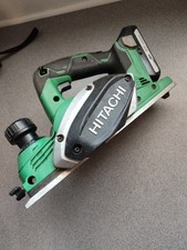Hitachi P18DSL Cordless Planer