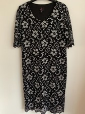 Simon Jeffrey SJ Size 16