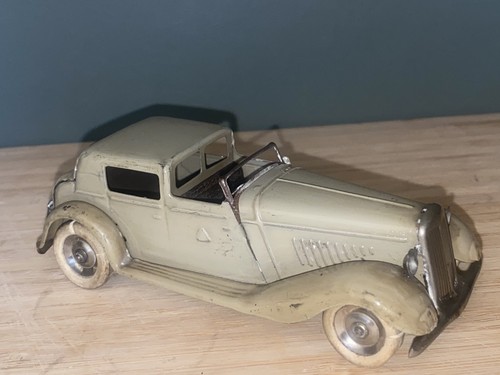 Triang minic 18m vauxhall - 18m, town