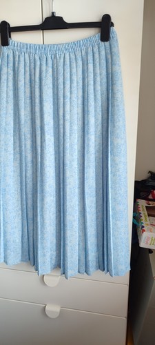 Eastex uk14 pleated skirt - pleated,