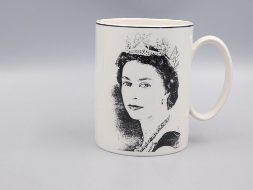 Large wedgwood queen elizabeth - large,