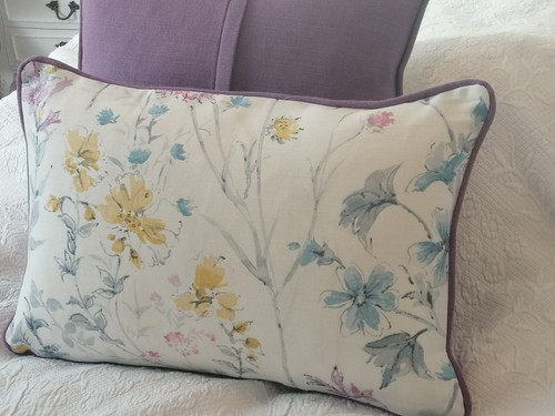 Cushion cover laura wild - cover,