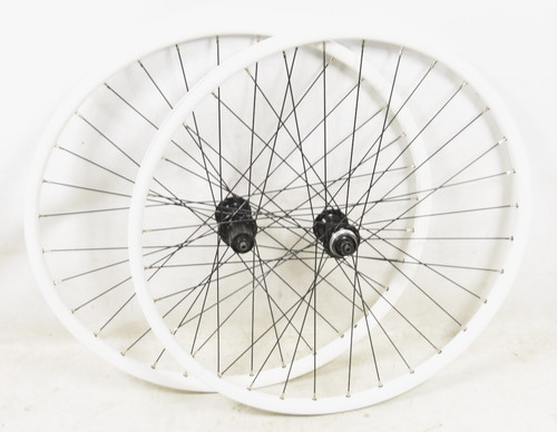White 559 19 - centre, lock