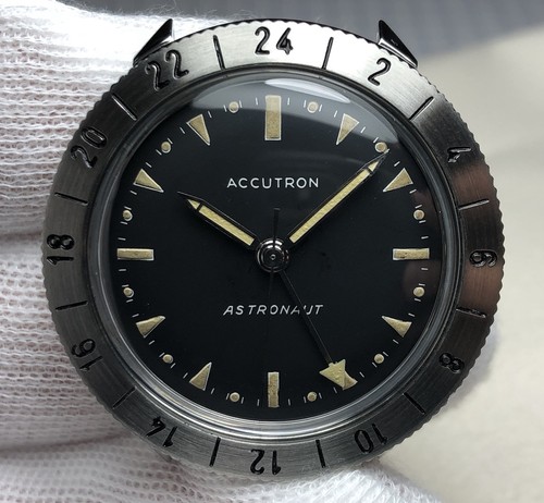 Restored 1963 bulova accutron - restored,