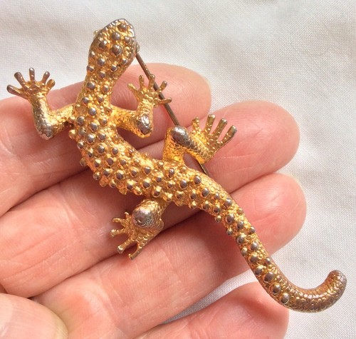 Vintage gold tone - vintage, textured