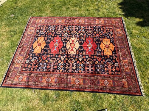 Hand knotted kashmir wool - knotted,