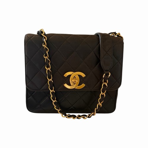 Chanel vintage black square - chanel,