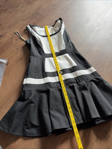 Sleeveless black and white - sleeveless, black-and-white