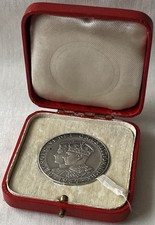 Cased 35 mm Hallmarked Sterling Silver King George VI 1937 Coronation Medal.