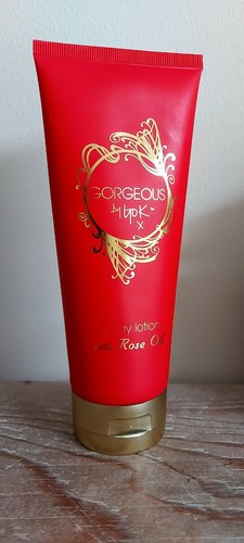 Gok wan gorgeous body - wan,