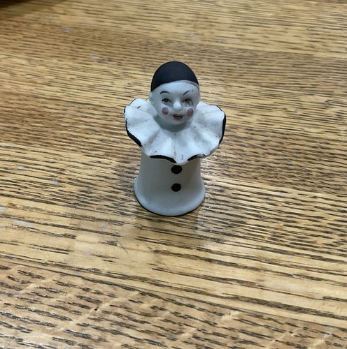 Vintage thimble pierrot the - pierrot,