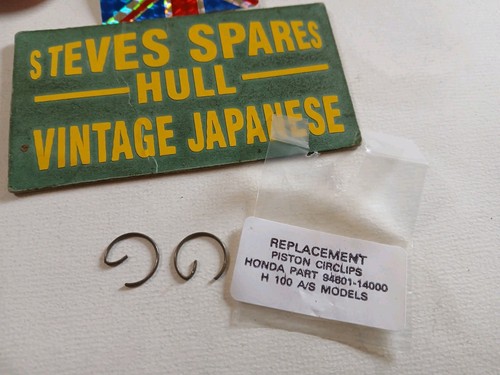 Honda piston circlips - piston,