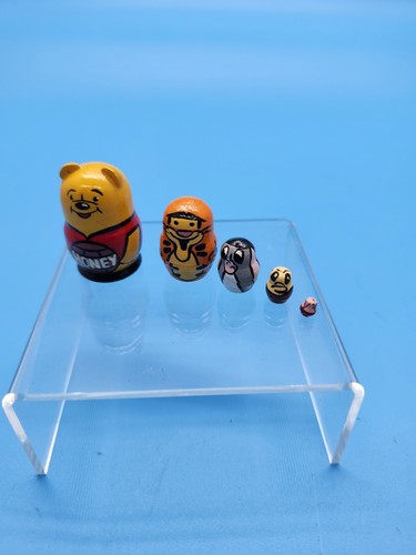 Winnie the pooh - winnie, hand