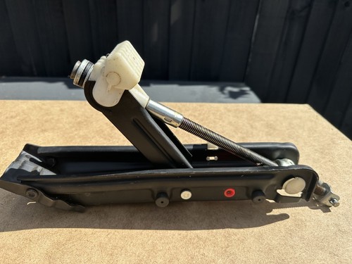Bmw e46 jack - jack, chock