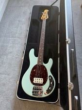 Music Man Stingray Classic 4