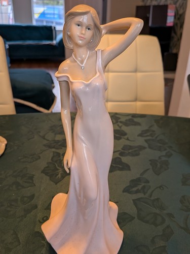 Bone china light pink - bone,