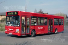 Bus Photo - Transdev London DPS662 LG02FGK Dennis Dart SLF Plaxton on 283