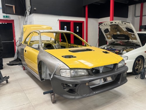 Subaru impreza sti type - subaru,