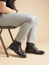 Jones The Bootmaker Finch