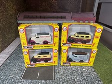 4 x  Classix 1:76 Scale / 00