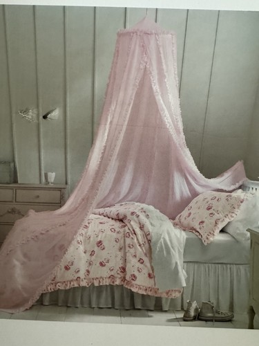 Simply shabby chic bed - bed, canopy