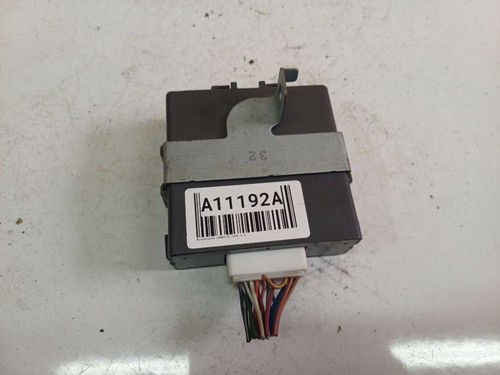 Mitsubishi grandis 2006 relay - mitsubishi,
