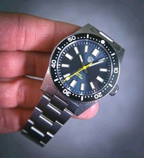 Ex REVIEW Watchdives WD1965