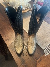 Men laredo python - laredo,
