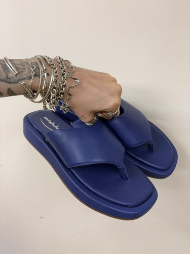 Moshulu ladies blue flip flop - moshulu,