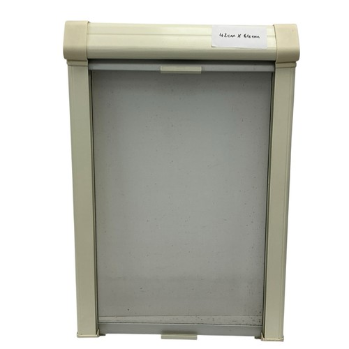 Caravan motorhome window - *caravan/motorhome,