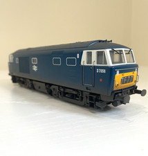 EFE Rail E84004 Class 35 Hymek