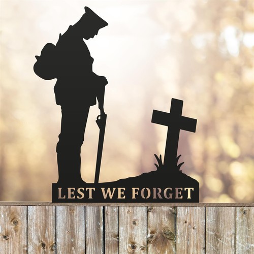 Ww2 soldier lest forget - we, forget"