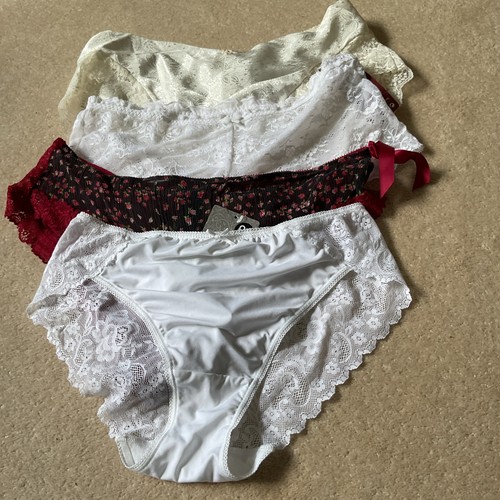 Four pairs knickers - pairs,