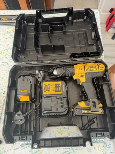 Dewalt dcd776 18v - 18v, cordless